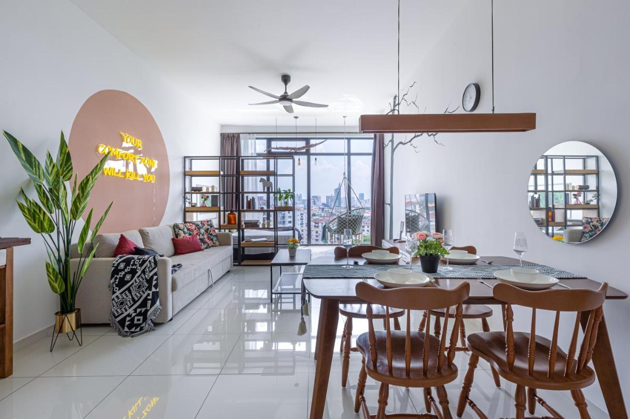 Beacon Executive Suites George Town Bagian luar foto