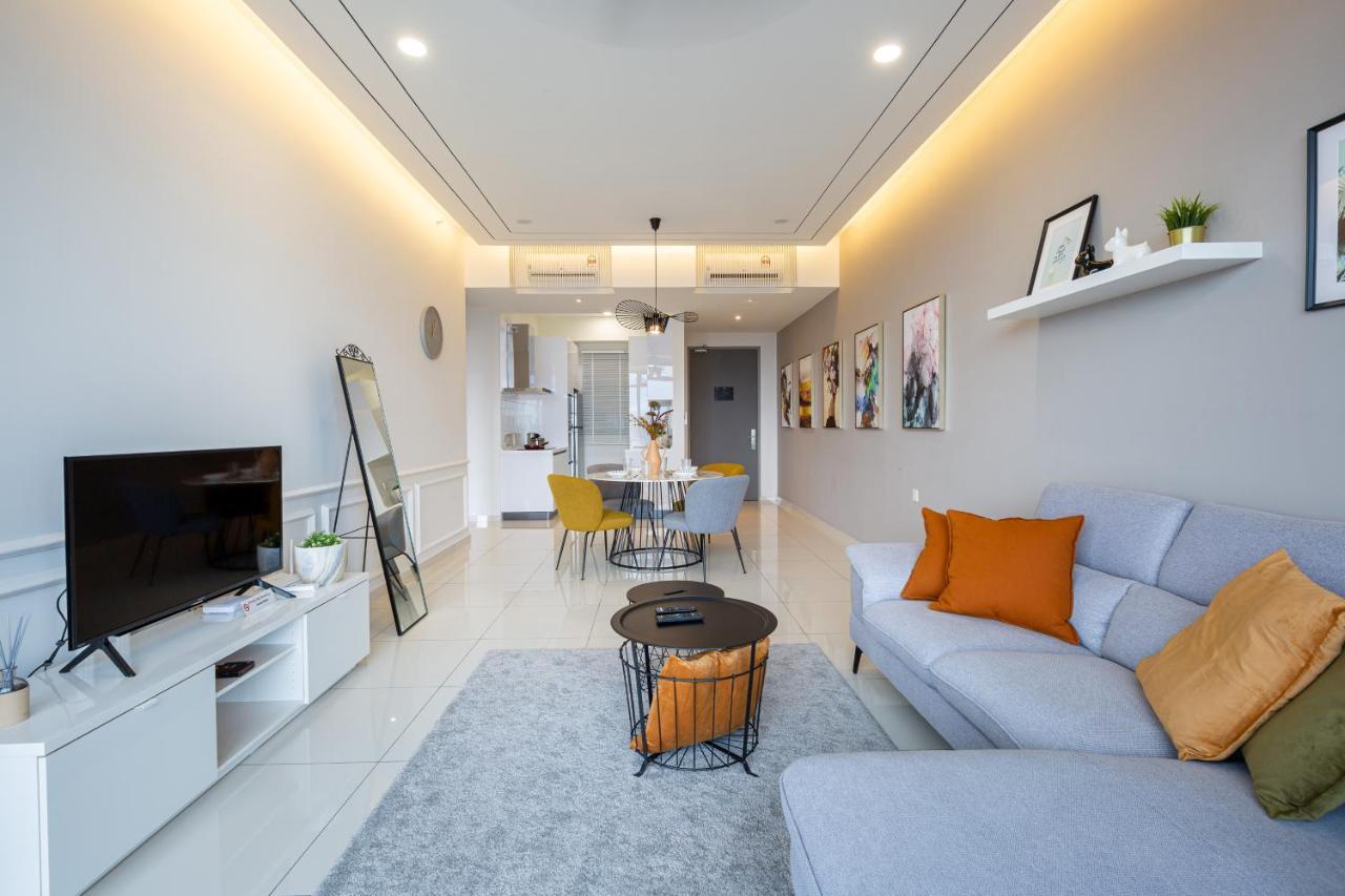 Beacon Executive Suites George Town Bagian luar foto