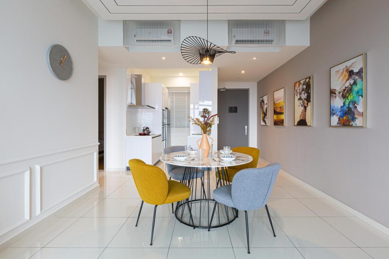 Beacon Executive Suites George Town Bagian luar foto